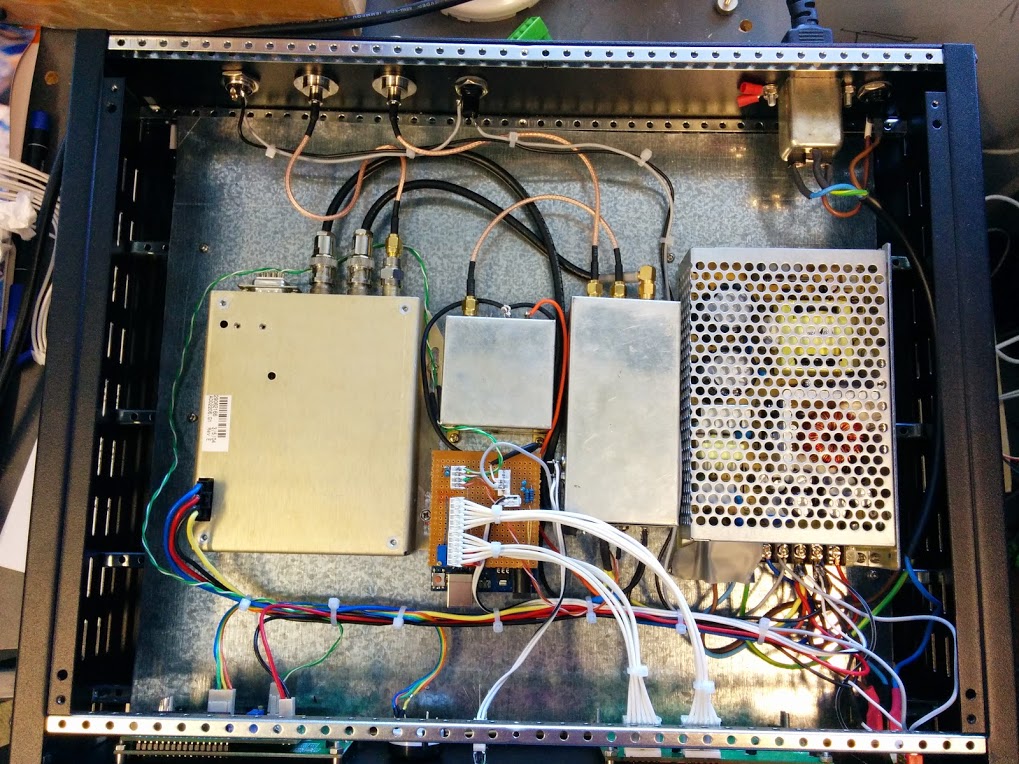 ZL2VHX Mt Climie 10 GHz Beacon internals